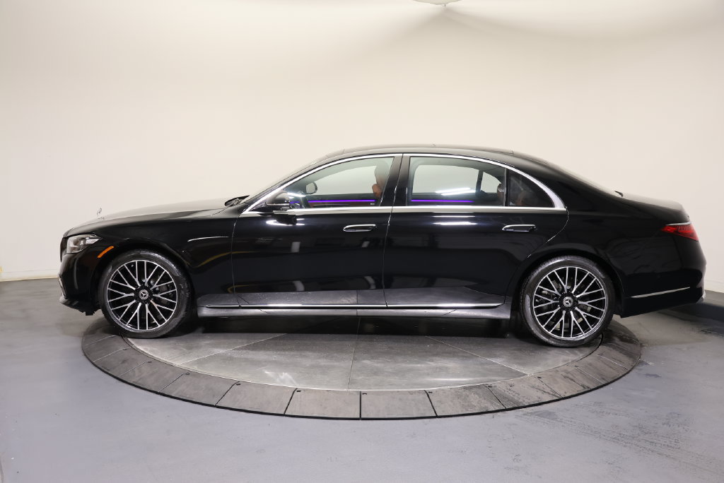 Certified 2023 Mercedes-Benz S 580 4MATIC Sedan image 4