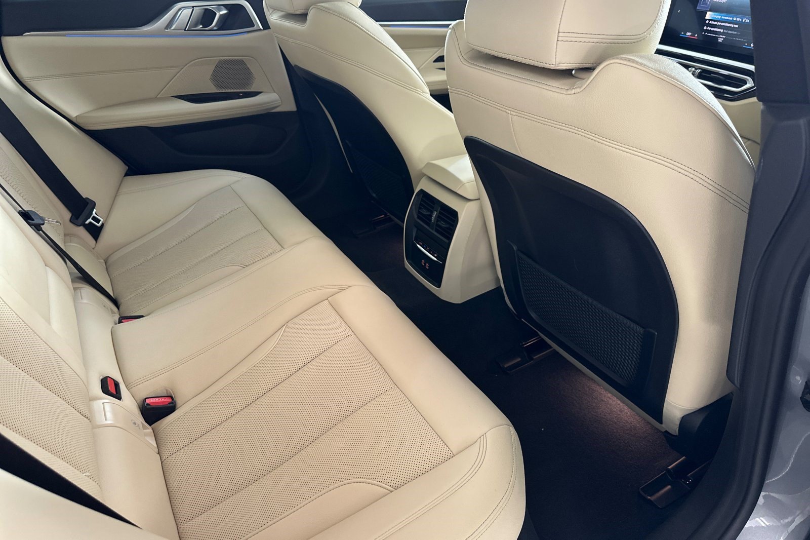 Used 2023 BMW i4 eDrive40 w/ Premium Package RWD image 33