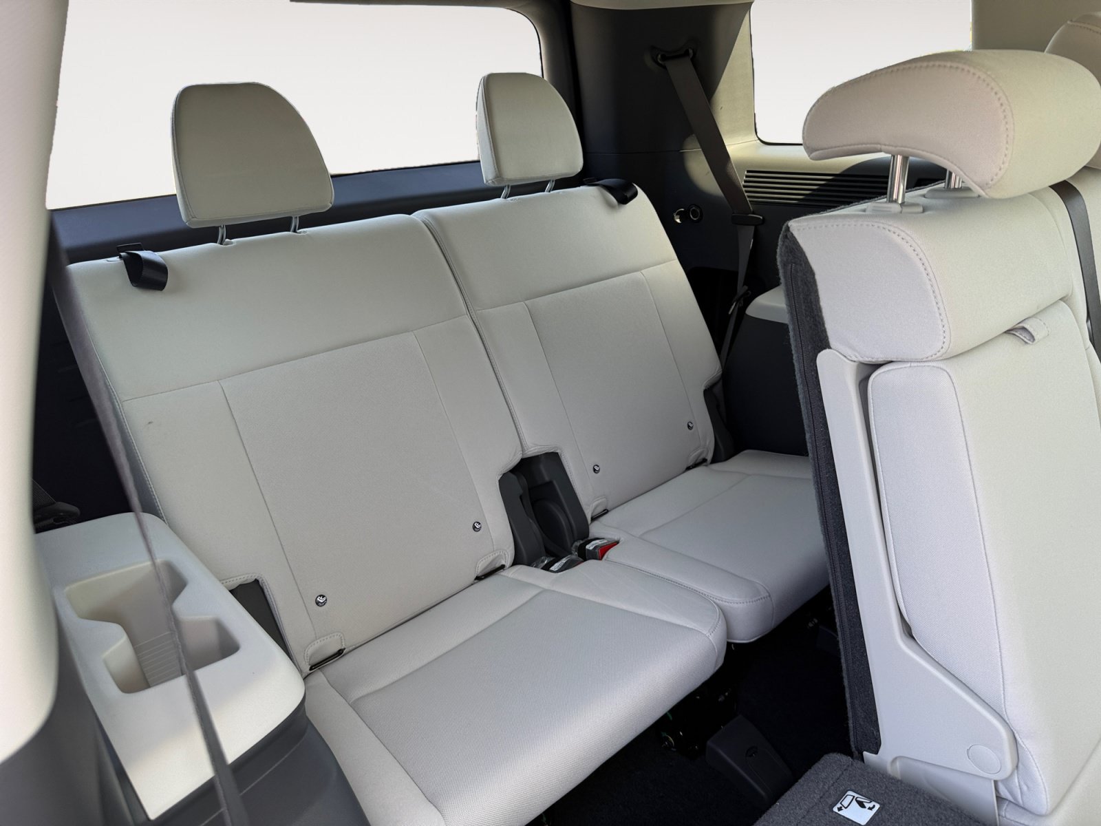 New 2026 Hyundai Santa Fe SE FWD image 19