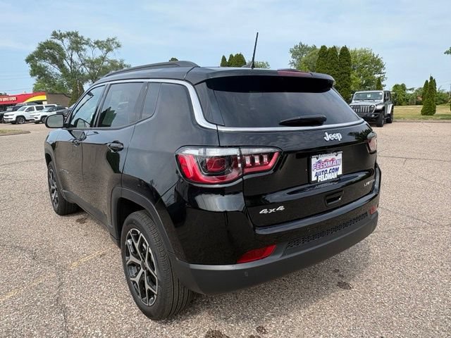 Used 2026 Jeep Compass Limited AWD/4WD image 3