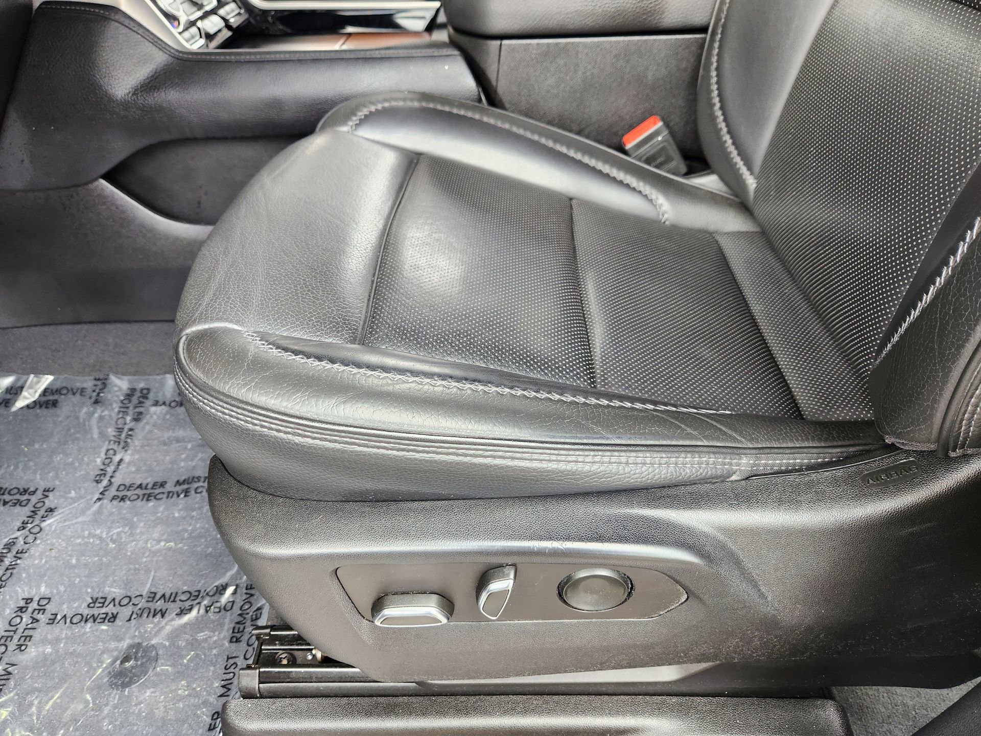 Used 2022 GMC Yukon Denali image 25