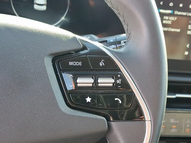 Certified 2024 Kia Niro Wind FWD image 23