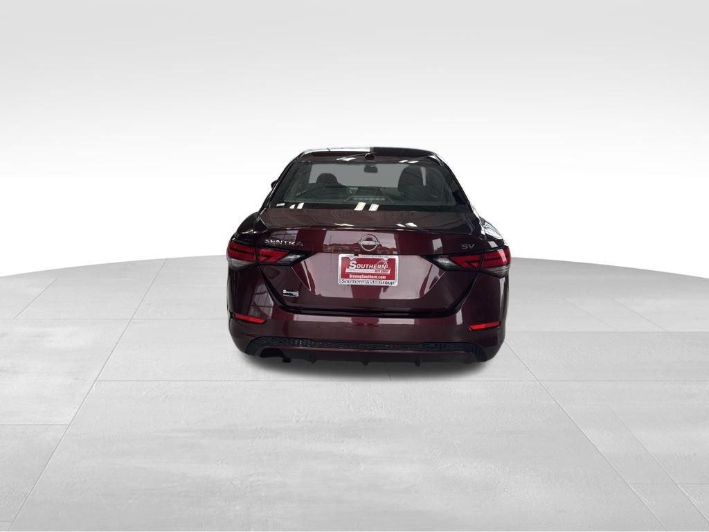 Used 2024 Nissan Sentra SV FWD image 4