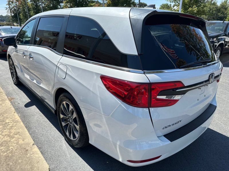 Used 2023 Honda Odyssey EX-L image 4