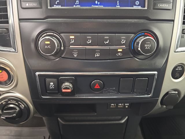 Used 2019 Nissan Titan SV AWD/4WD image 24