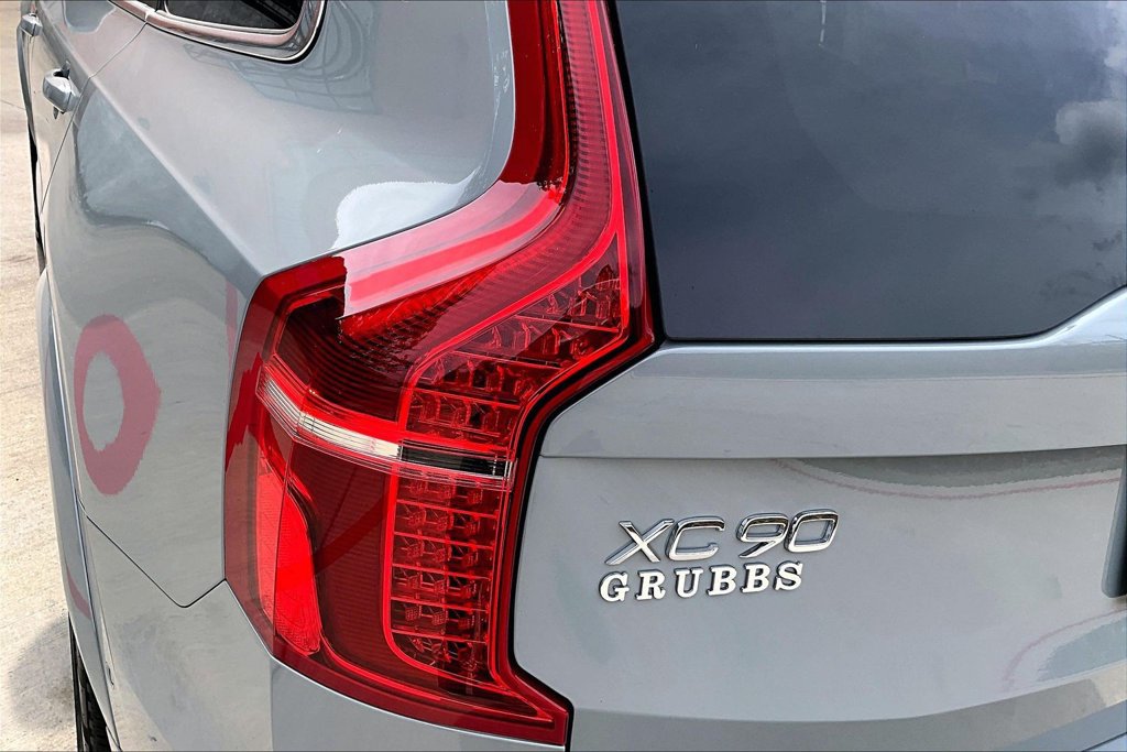 Used 2025 Volvo XC90 B5 Ultra AWD/4WD image 41