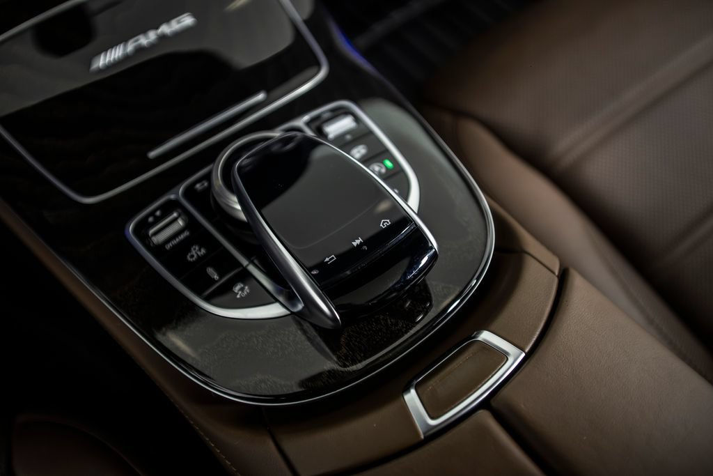 Used 2020 Mercedes-Benz E 63 AMG S image 33