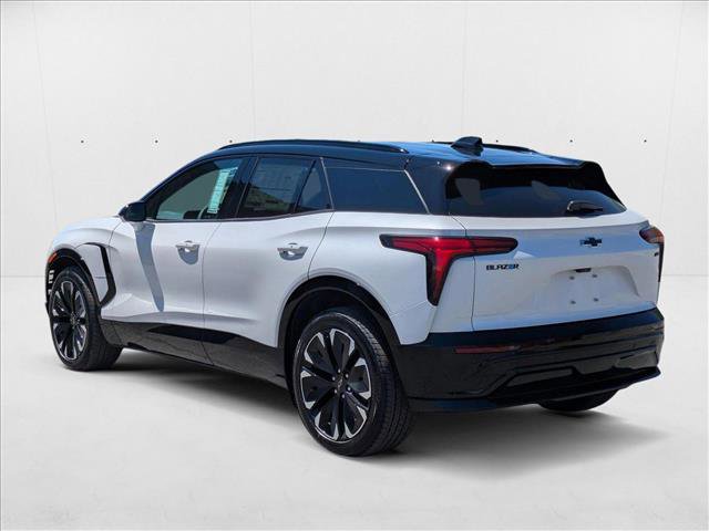 New 2025 Chevrolet Blazer EV RS image 8