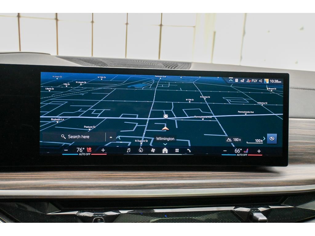 Used 2025 BMW X7 xDrive40i w/ Executive Package image 59