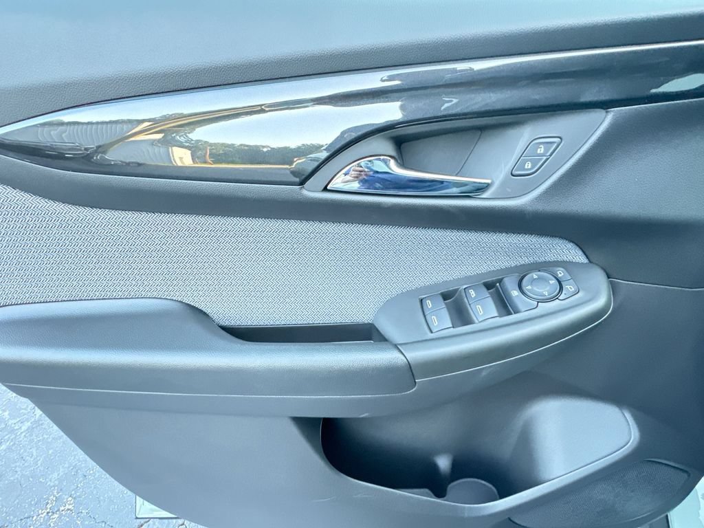 New 2026 Chevrolet TrailBlazer LT w/ LT Cold Weather Package FWD image 15