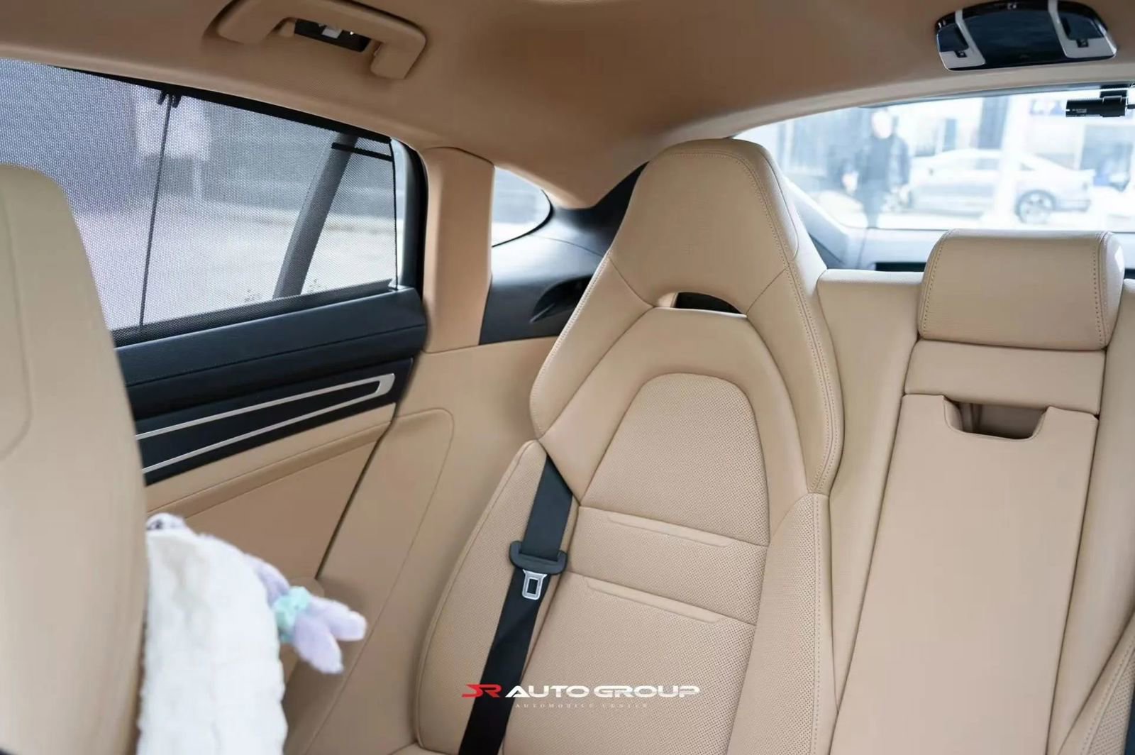 Used 2023 Porsche Panamera 4 Platinum Edition AWD/4WD image 12