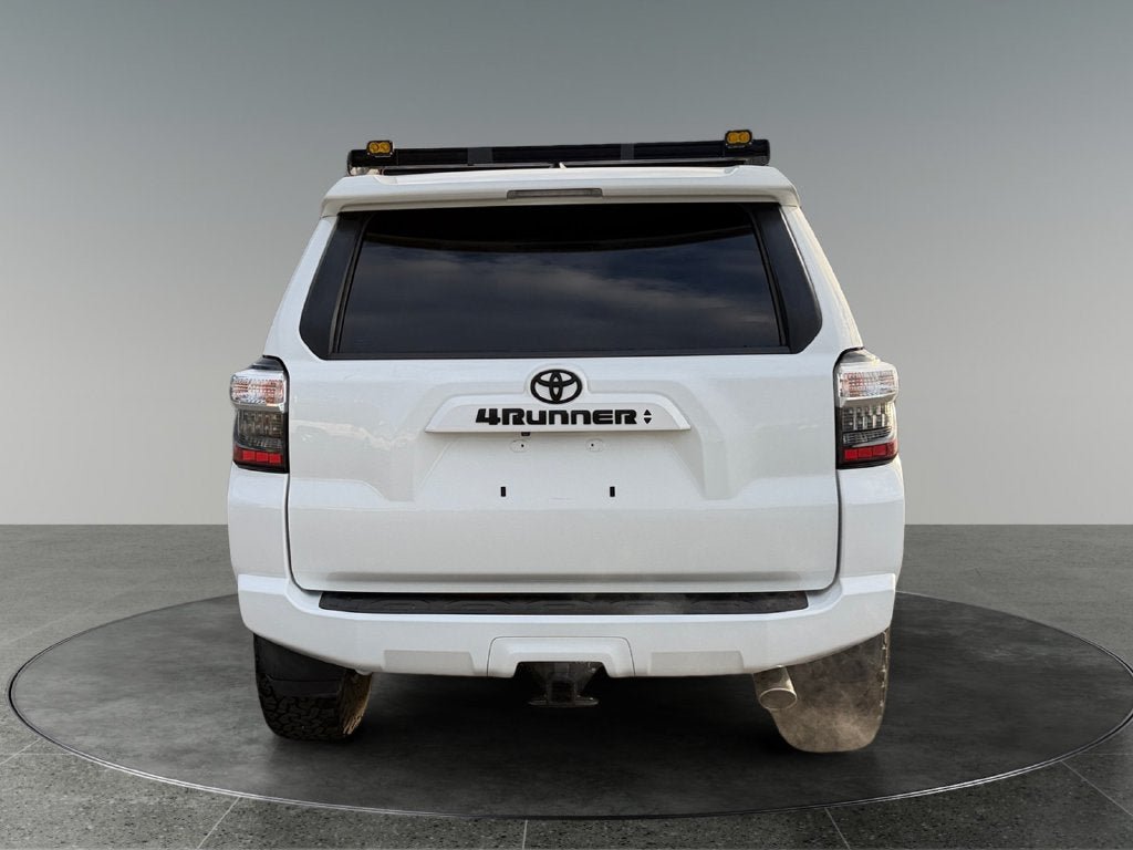 Used 2020 Toyota 4Runner SR5 Premium w/ Moonroof Package AWD/4WD image 8