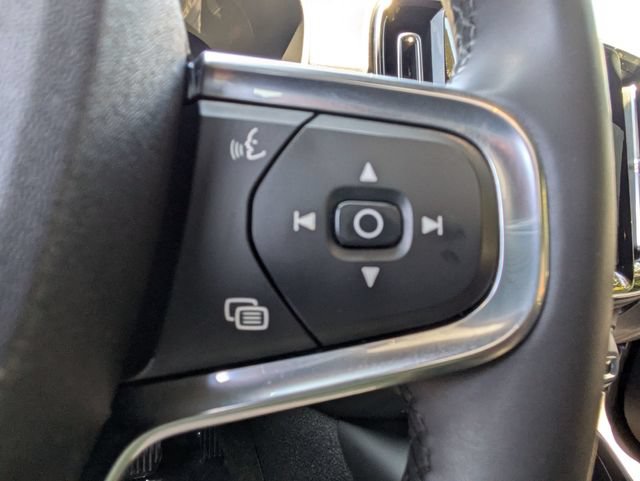 Certified 2023 Volvo C40 P8 Recharge Ultimate w/ Protection Package Premier AWD/4WD image 19