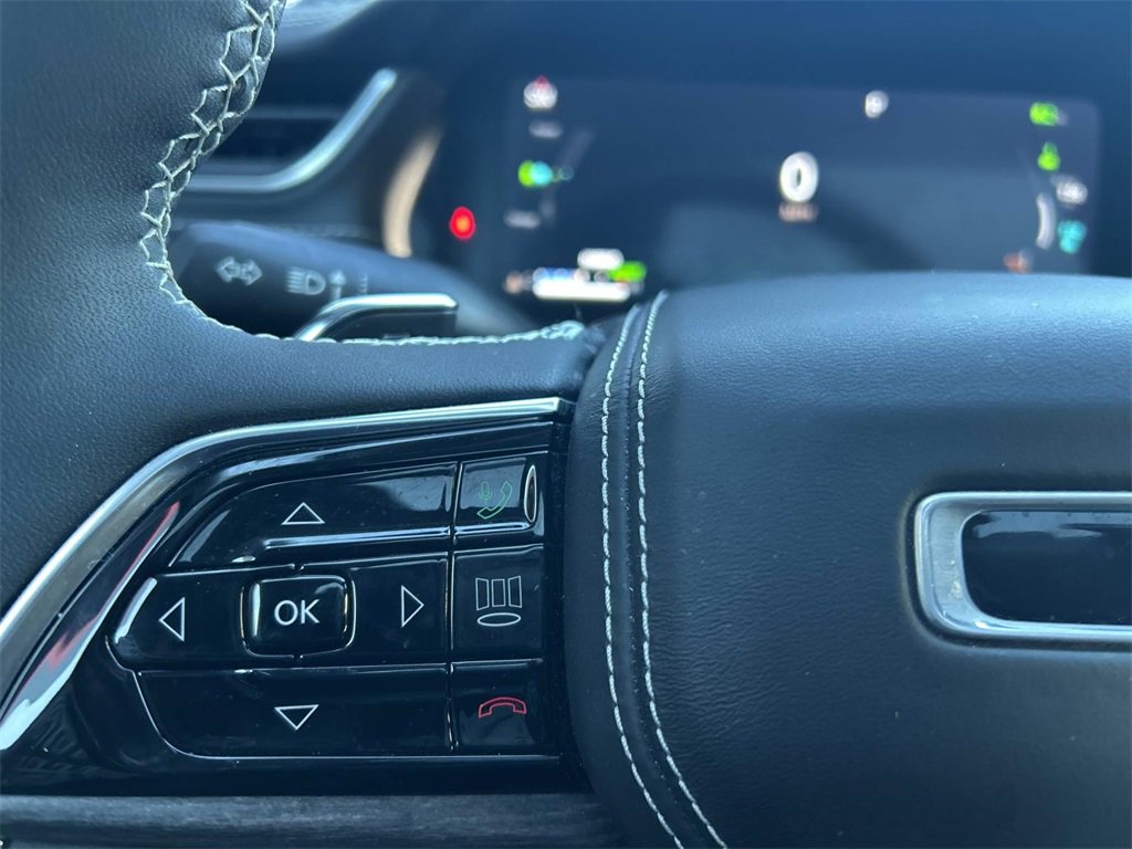 Used 2022 Jeep Grand Cherokee Overland image 27