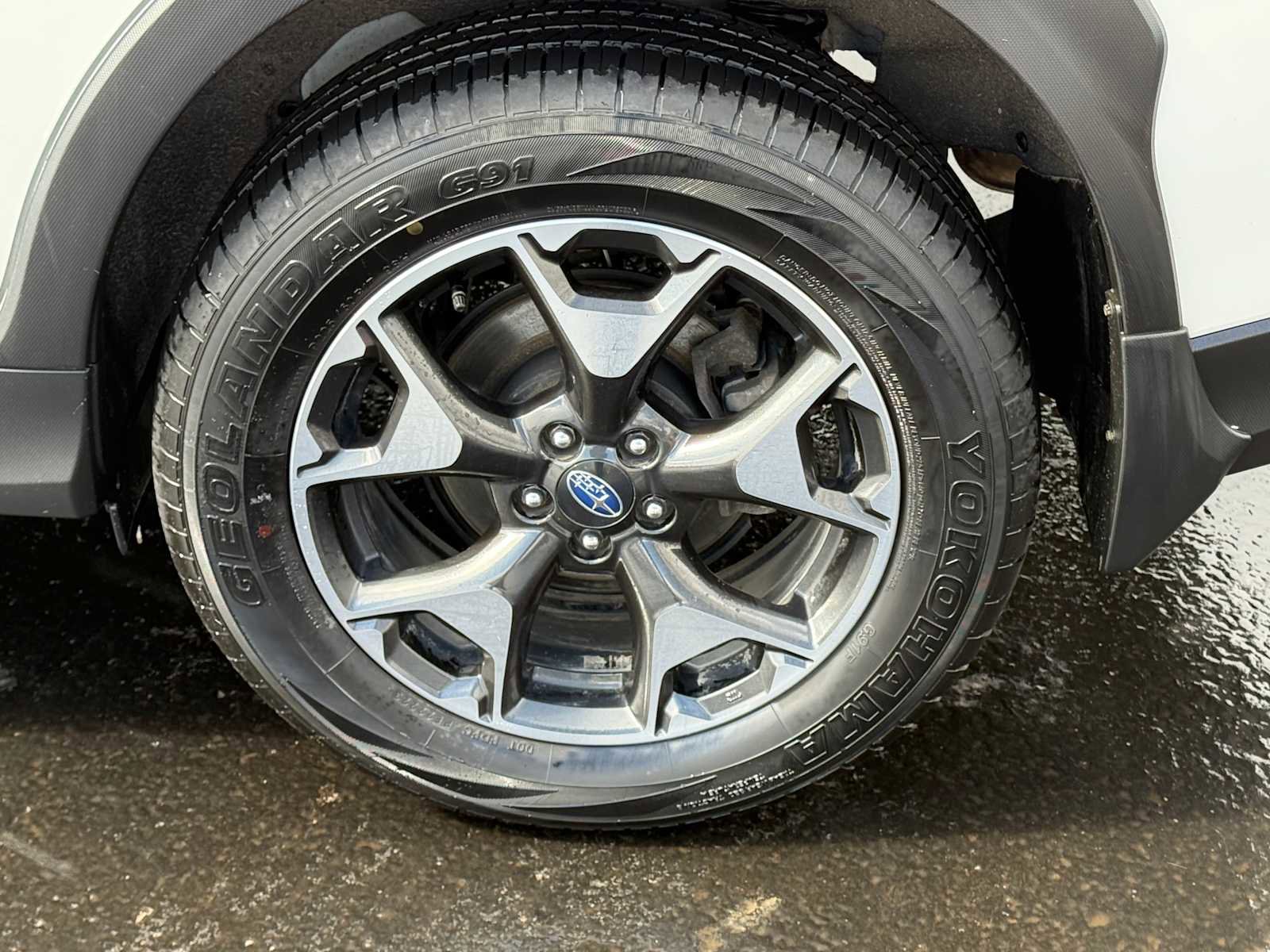 Used 2019 Subaru Crosstrek 2.0i Premium w/ Eyesight System image 9