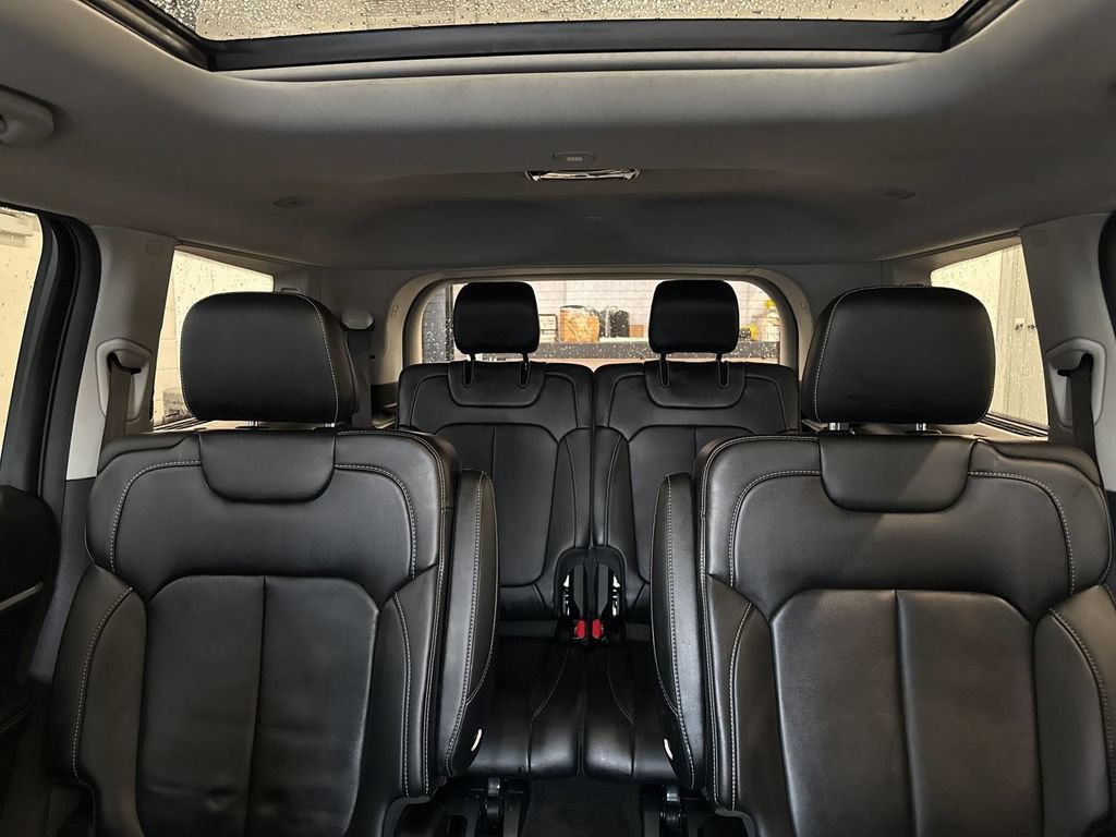 Used 2021 Jeep Grand Cherokee L Limited AWD/4WD image 24