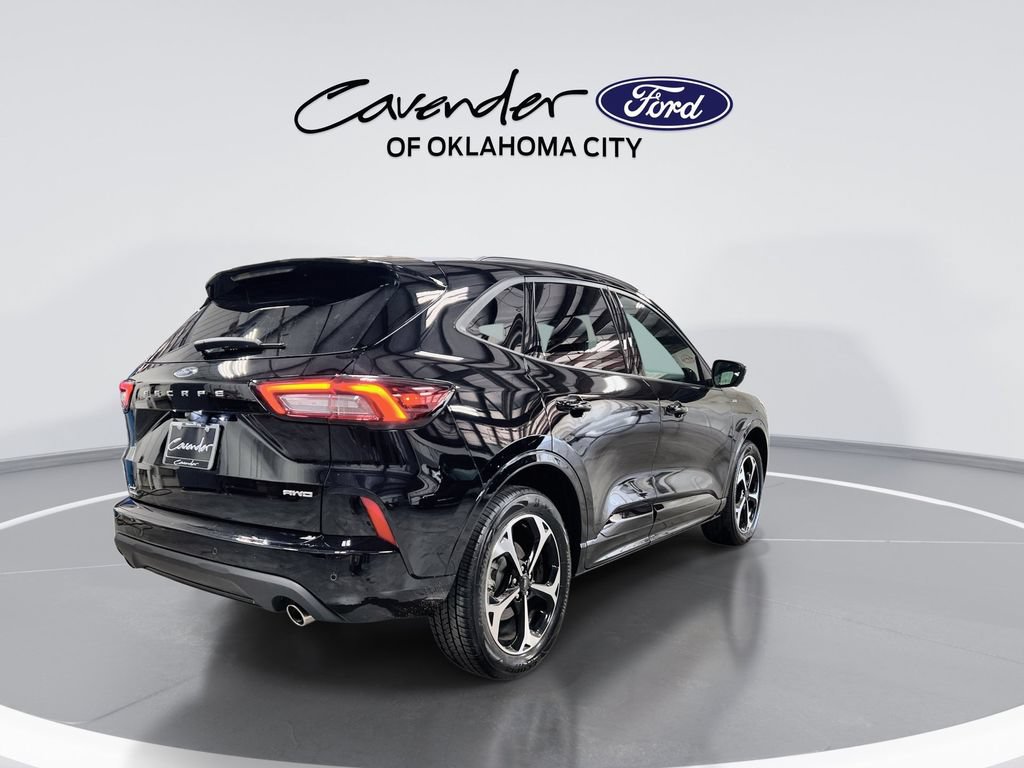 Used 2025 Ford Escape ST-Line Elite w/ Premium Technology Package AWD/4WD image 8