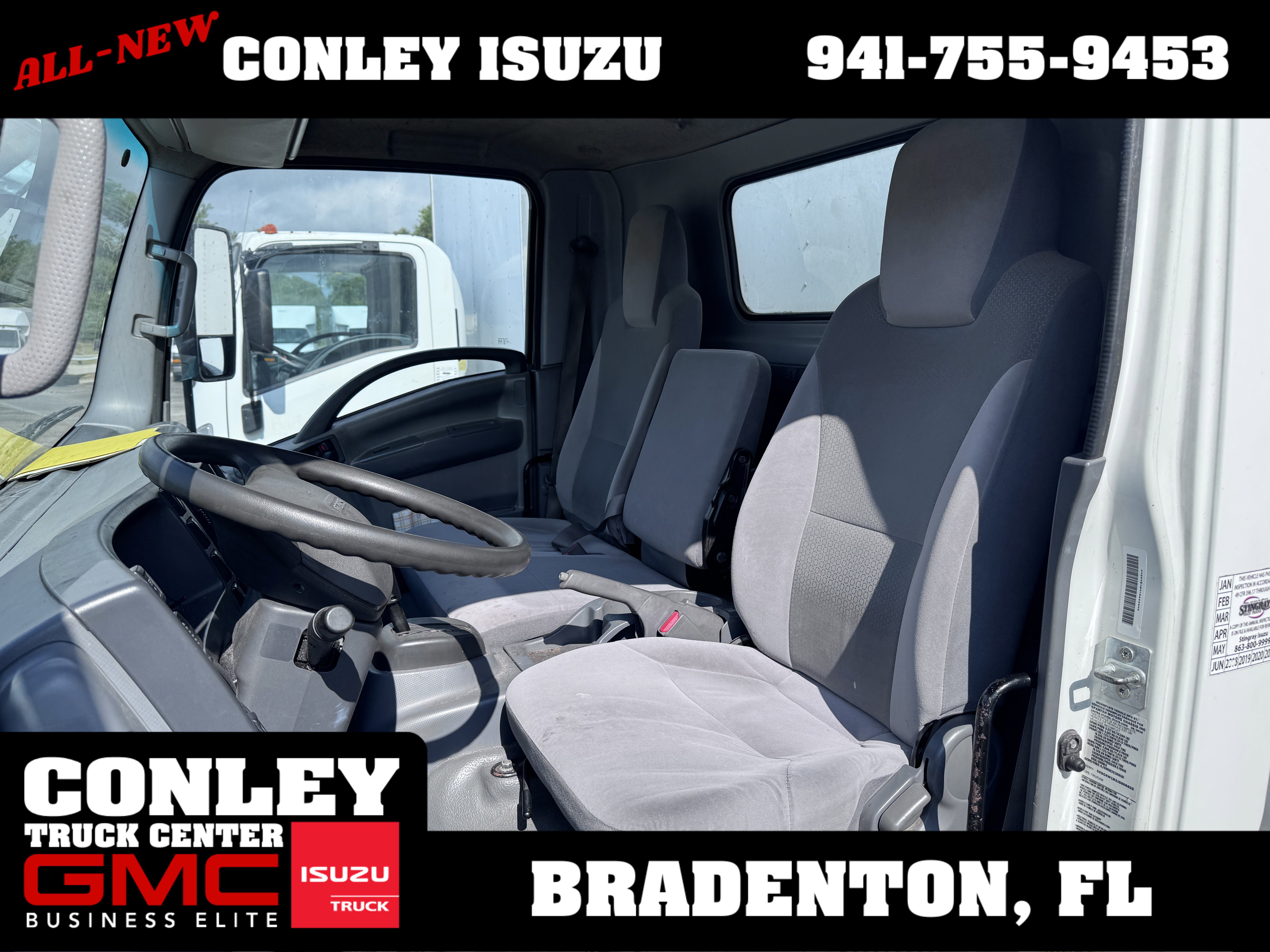 Used 2018 Isuzu NPR RWD image 10