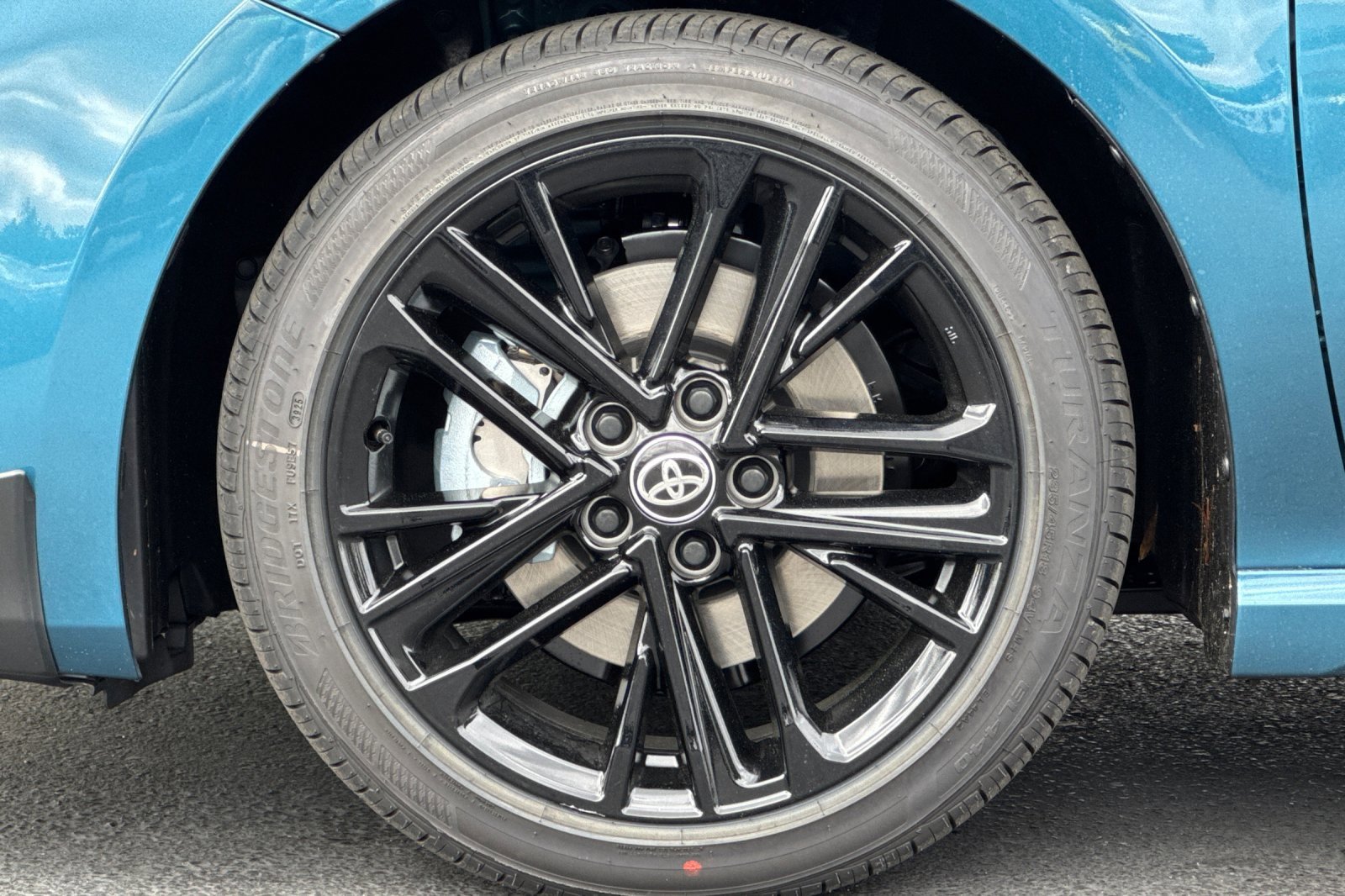 New 2026 Toyota Camry SE image 32