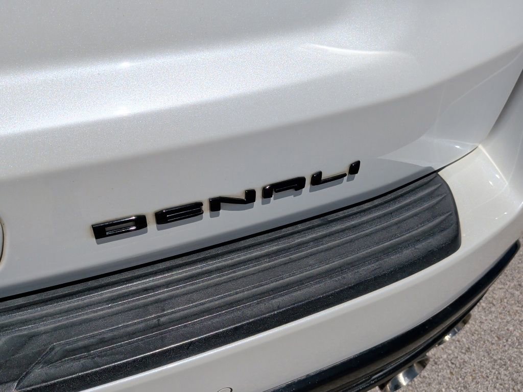 Used 2022 GMC Yukon XL Denali AWD/4WD image 48