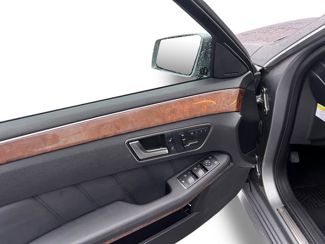 Used 2012 Mercedes-Benz E 350 4MATIC Sedan image 11