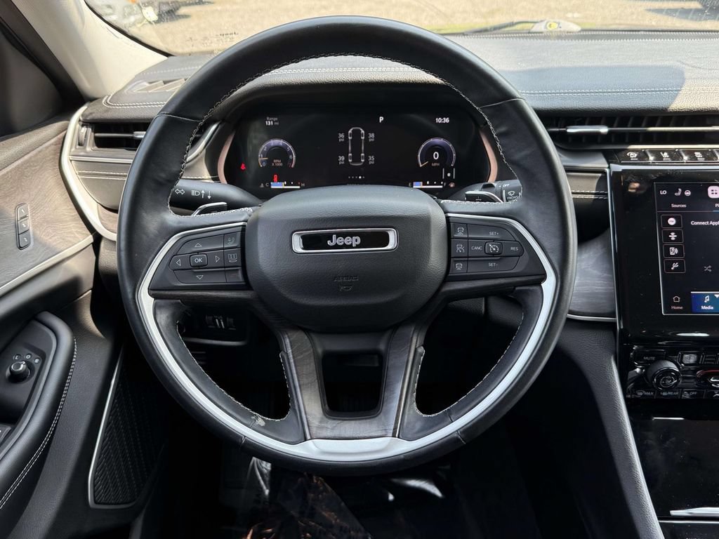 Used 2021 Jeep Grand Cherokee L Limited AWD/4WD image 18