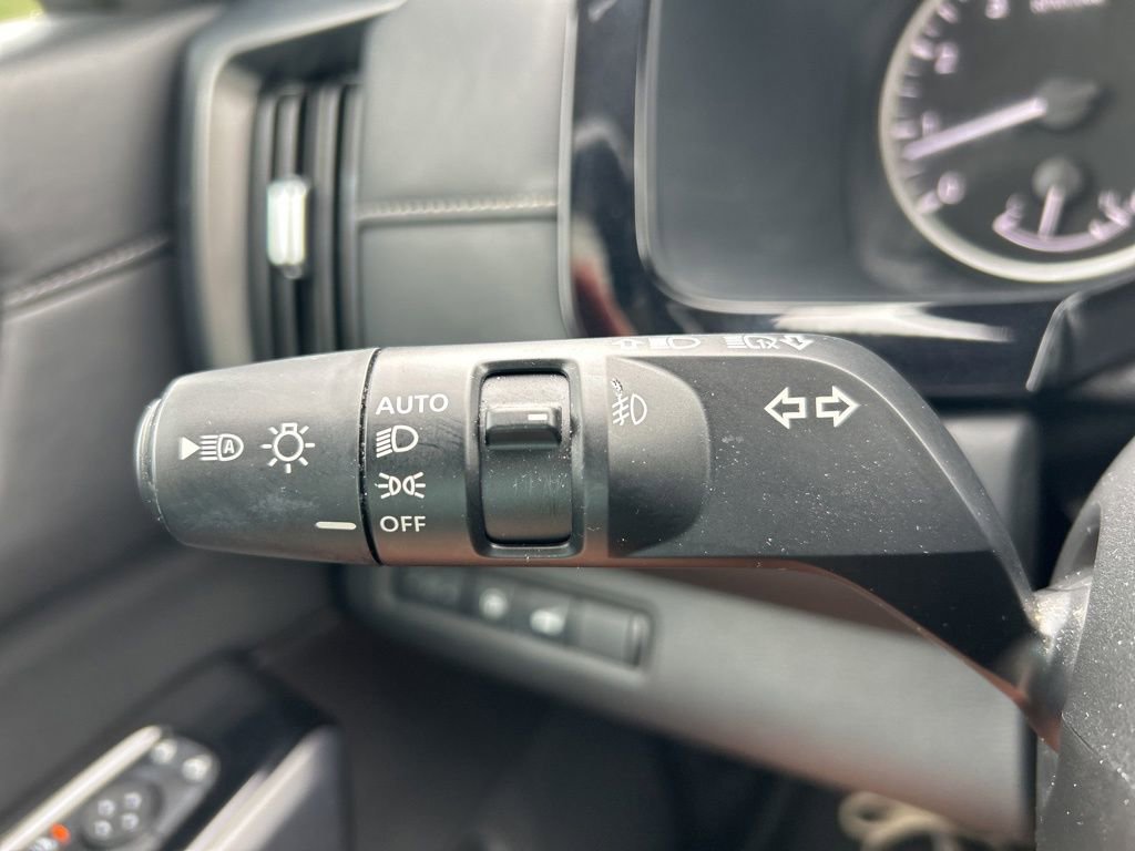 Certified 2023 Nissan Pathfinder SL w/ SL Premium Package image 30