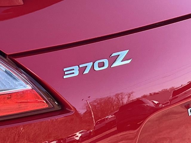 Used 2017 Nissan 370Z w/ Sport Package image 10