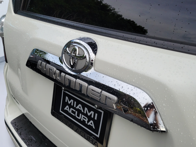 Used 2022 Toyota 4Runner Limited RWD image 5