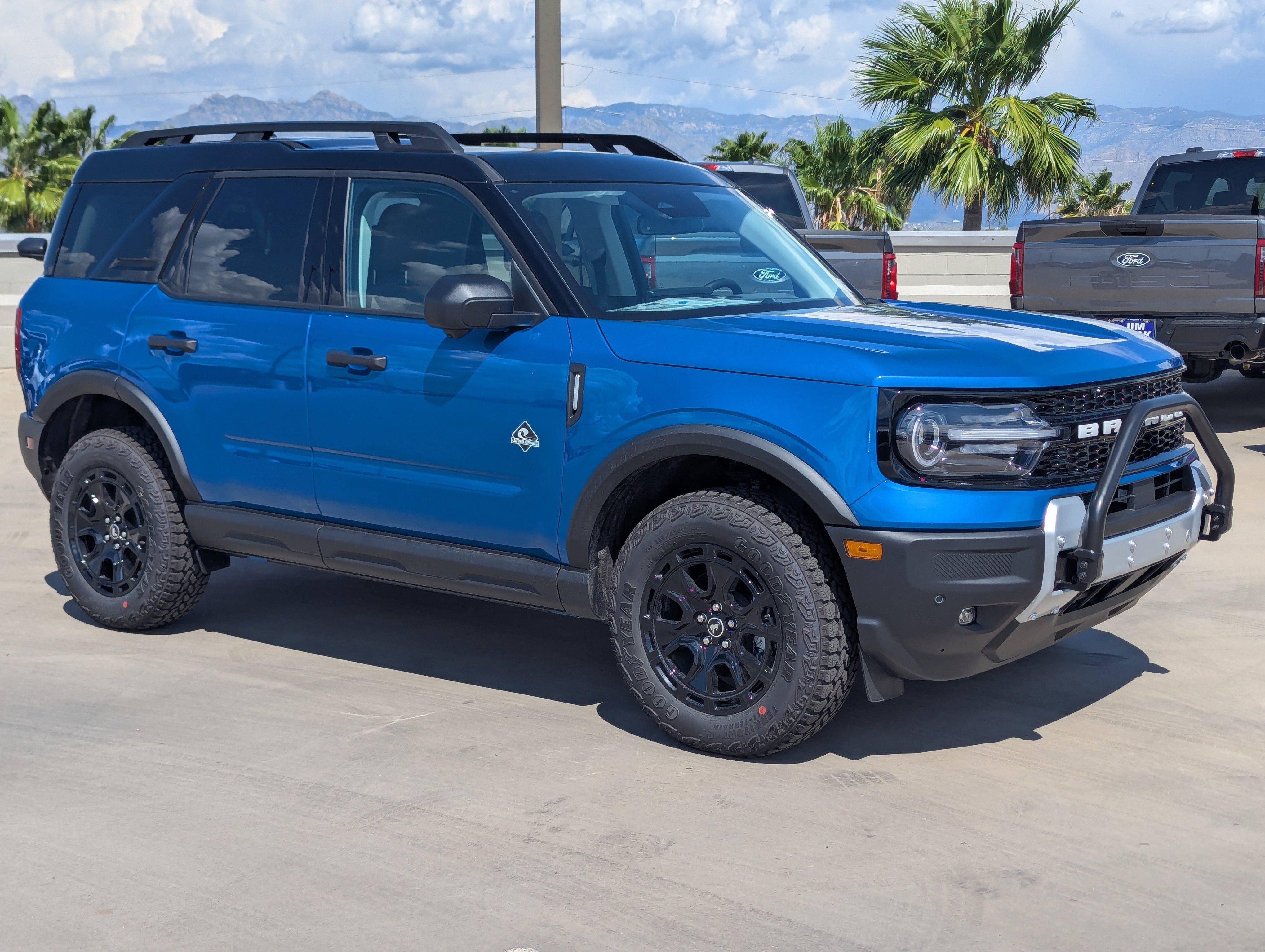 New 2025 Ford Bronco Sport Outer Banks w/ Sasquatch Outer Banks Package image 1