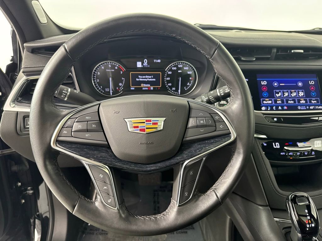Used 2023 Cadillac XT5 Premium Luxury image 14