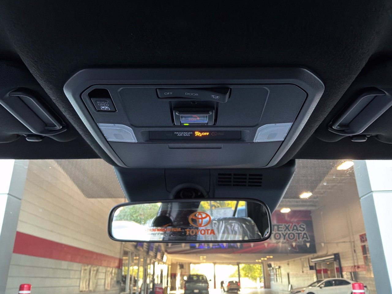 New 2026 Toyota 4Runner SR5 AWD/4WD image 16