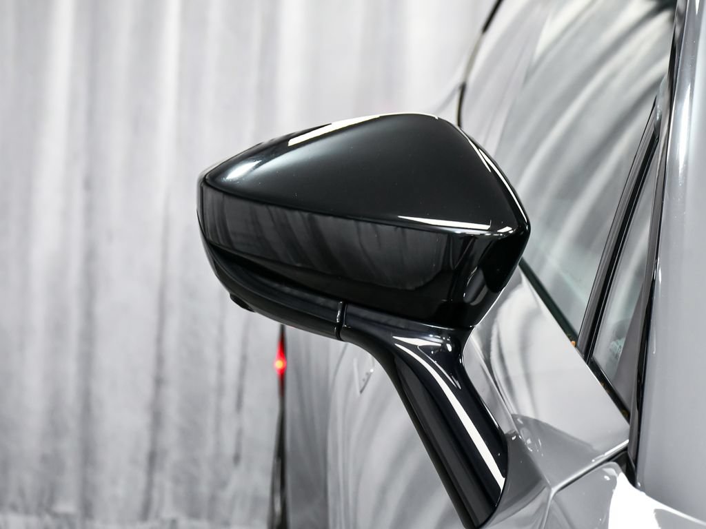 Used 2023 Aston Martin DBX AWD/4WD image 73