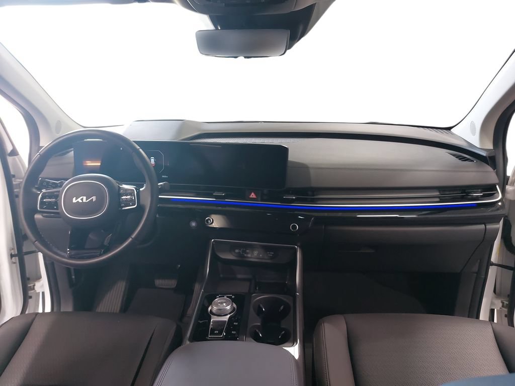 Used 2026 Kia Carnival SX Prestige FWD image 9