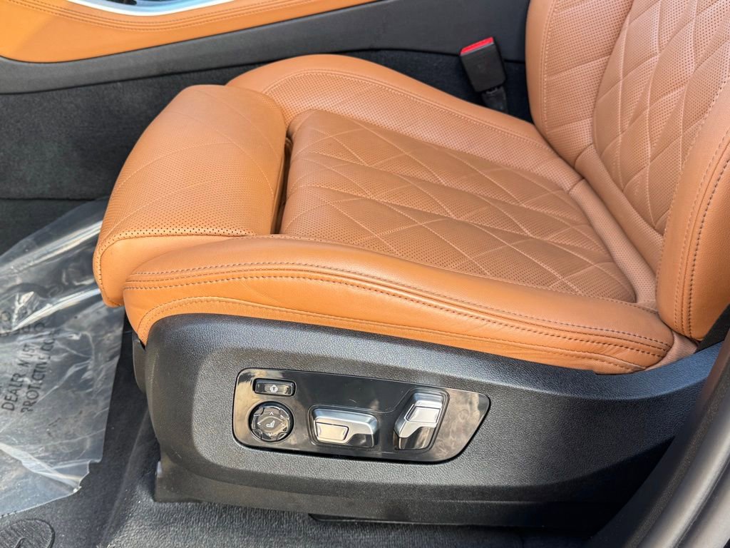 Used 2023 BMW X5 M50i w/ Executive Package image 19