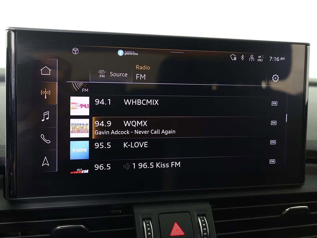 Used 2023 Audi Q5 2.0T Premium w/ Convenience Package image 48