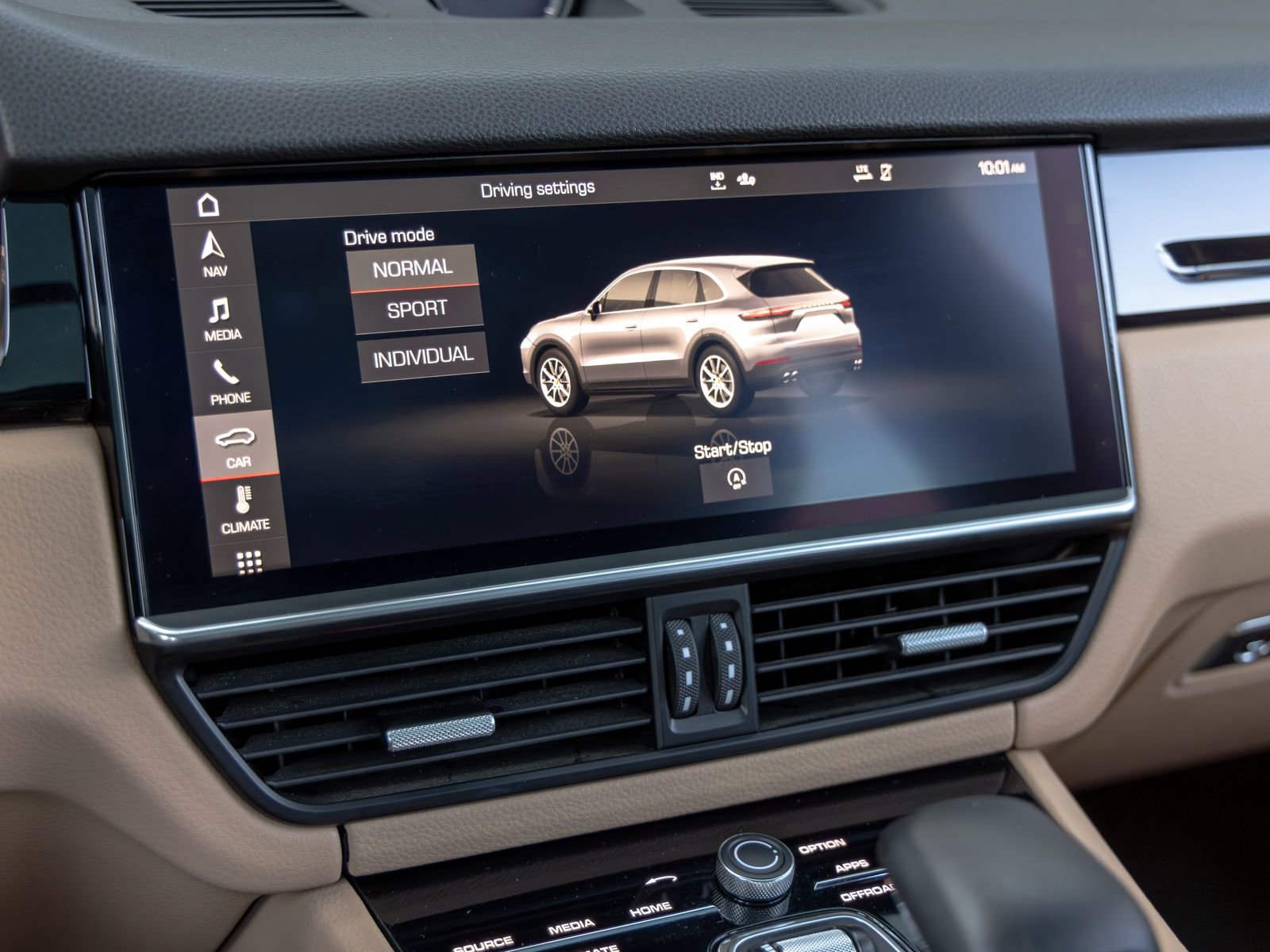 Certified 2020 Porsche Cayenne image 35