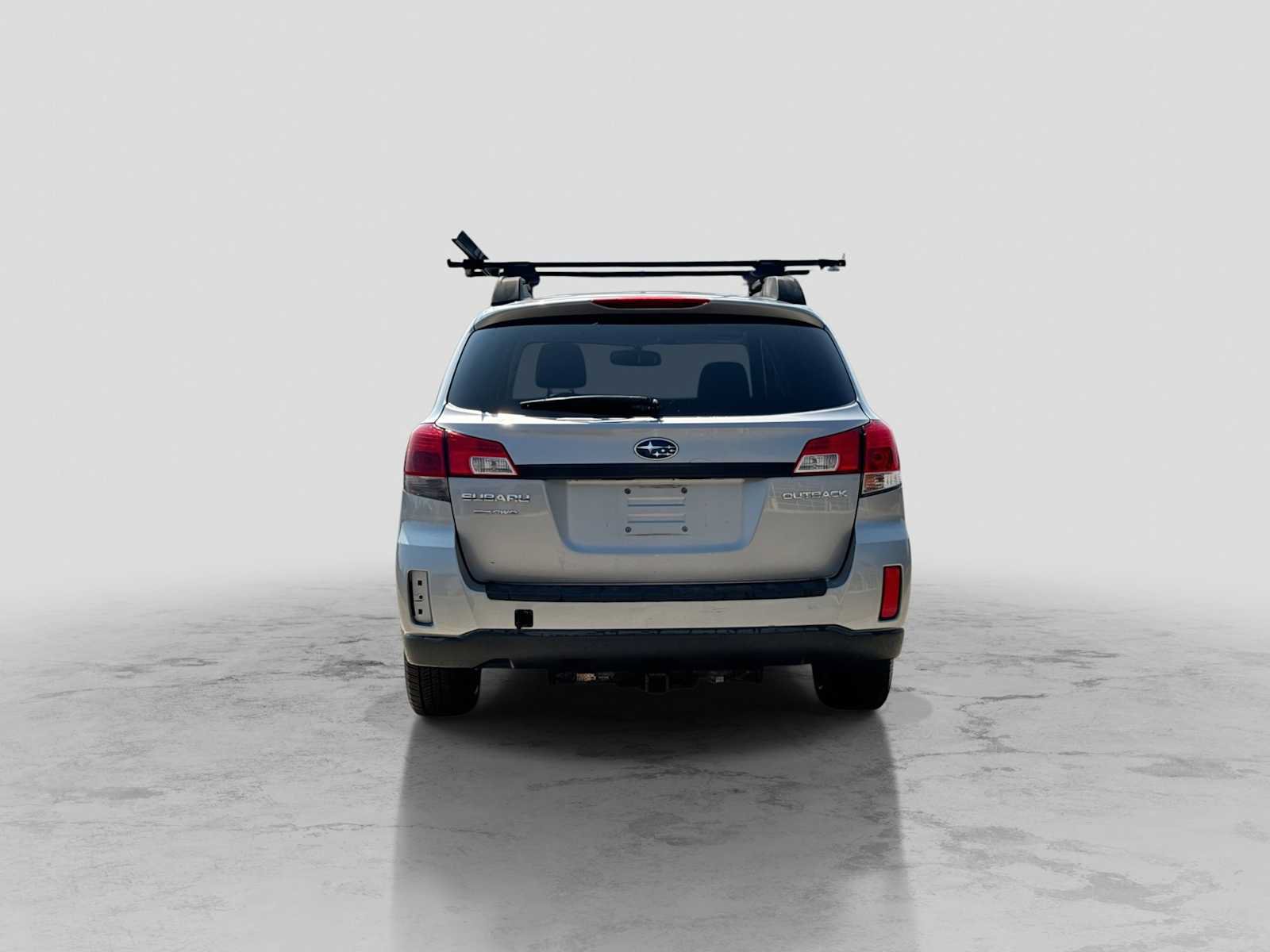 Used 2010 Subaru Outback 2.5i Premium AWD/4WD image 5