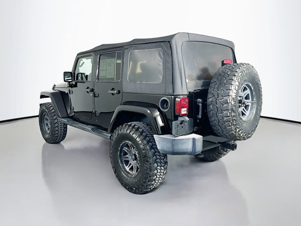 Used 2016 Jeep Wrangler Unlimited Sahara AWD/4WD image 5