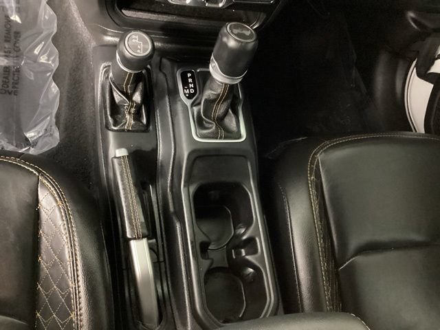 Used 2021 Jeep Wrangler Unlimited Sahara AWD/4WD image 18