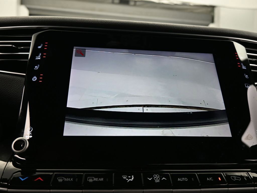 Used 2024 Jeep Wagoneer 2WD image 21