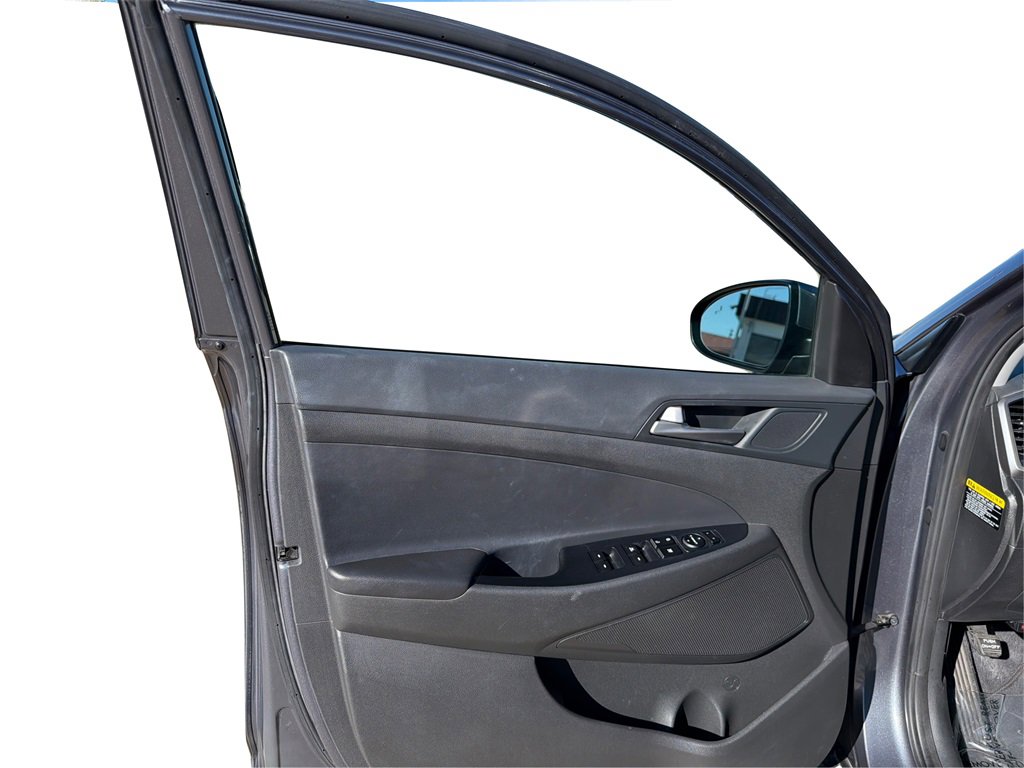 Used 2017 Hyundai Tucson Sport image 21