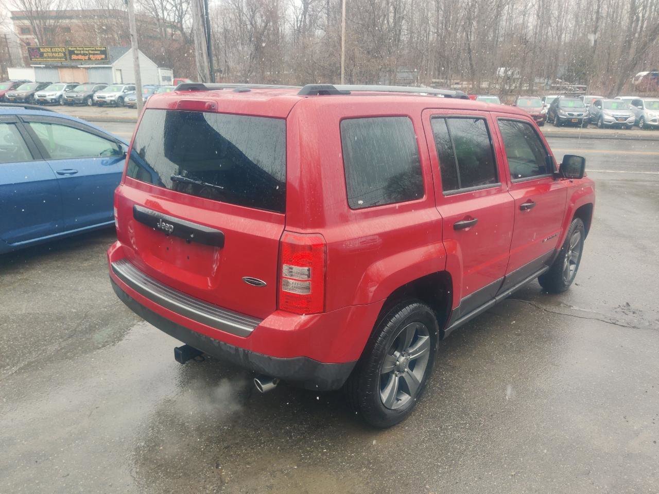 Used 2017 Jeep Patriot Sport FWD image 6
