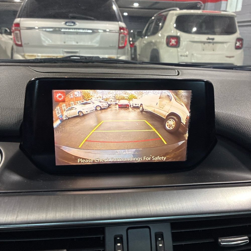 Used 2017 MAZDA MAZDA6 Touring FWD image 2
