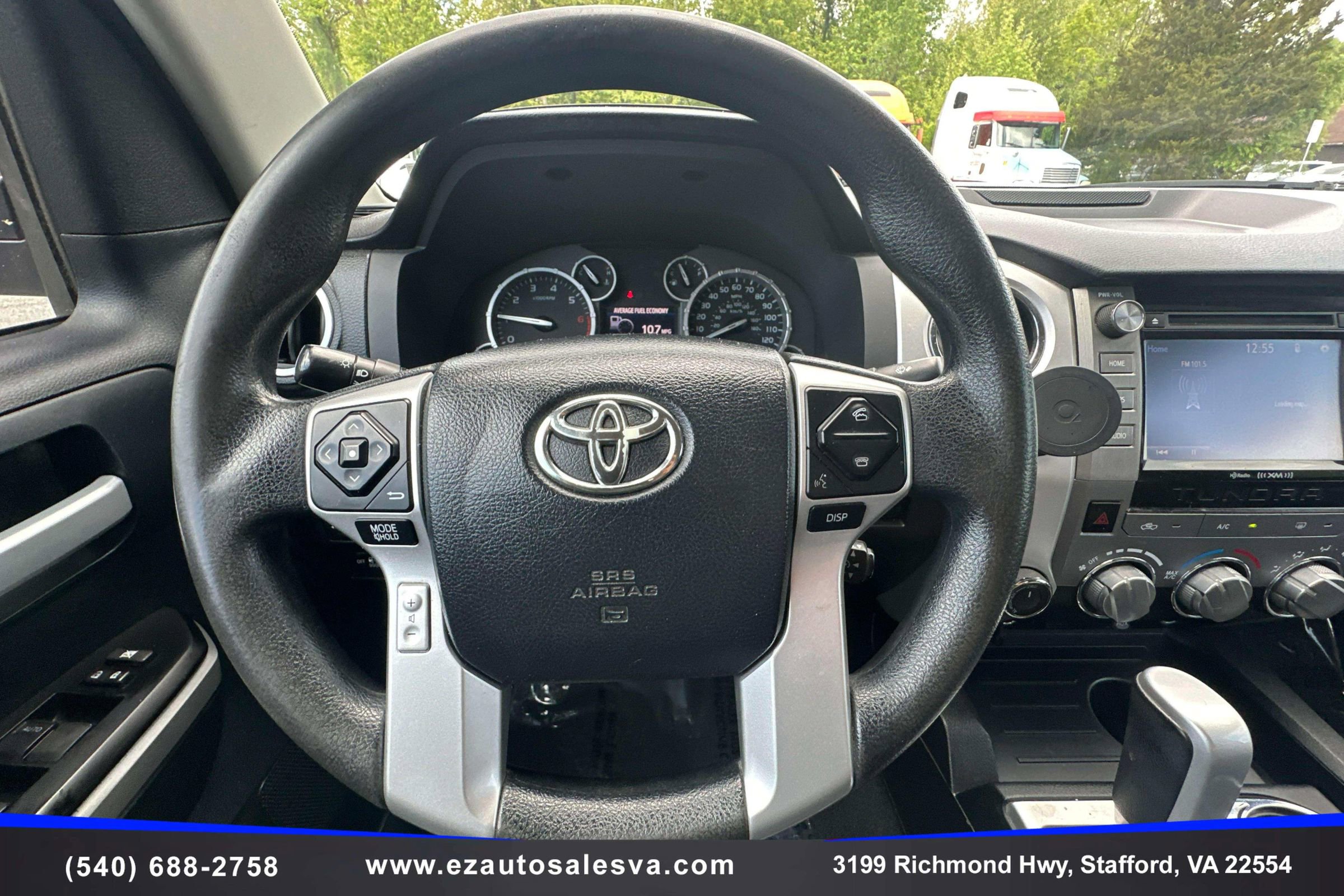 Used 2015 Toyota Tundra SR5 w/ SR5 Upgrade Package AWD/4WD image 27