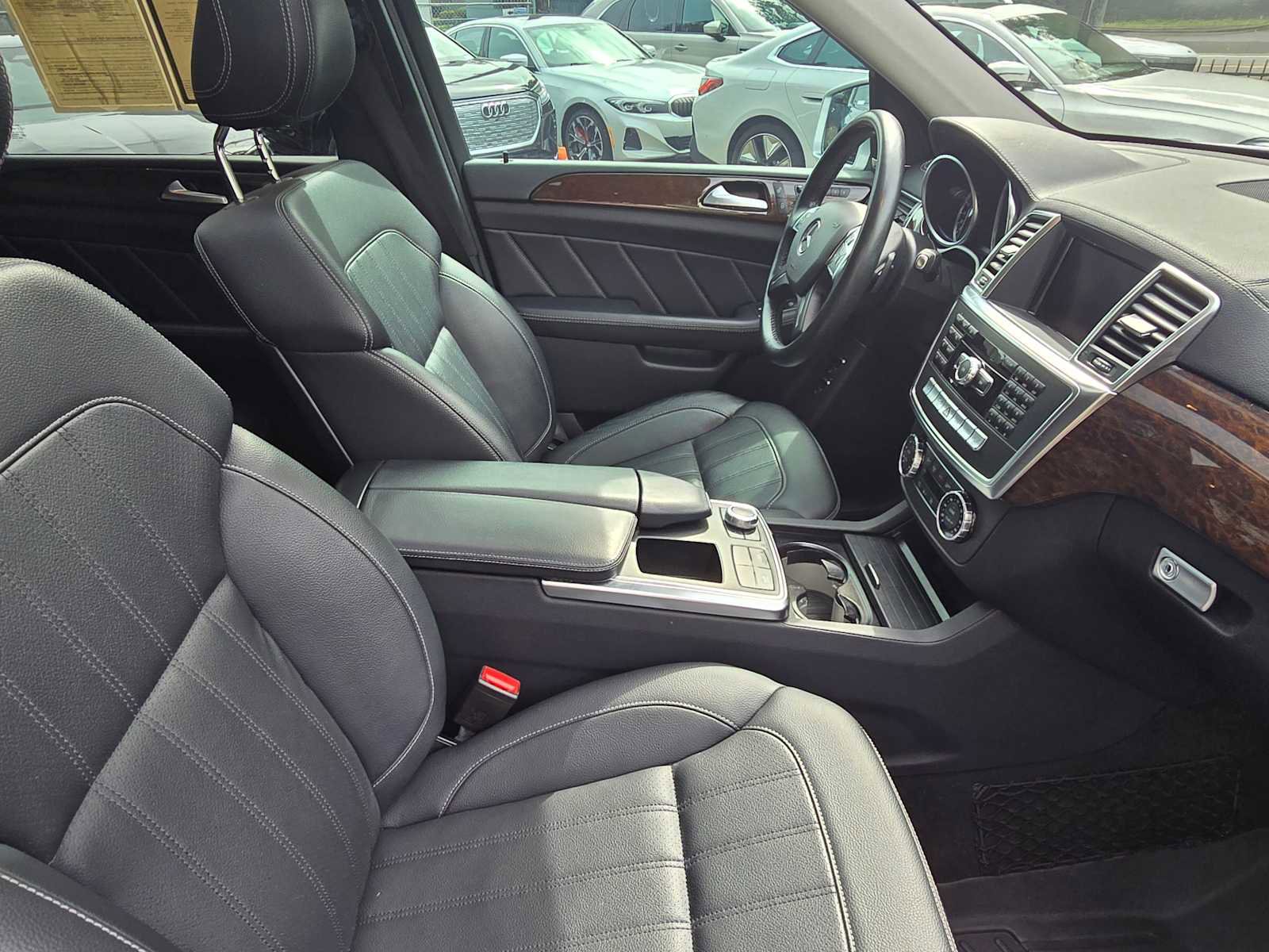 Used 2015 Mercedes-Benz GL 450 4MATIC image 10