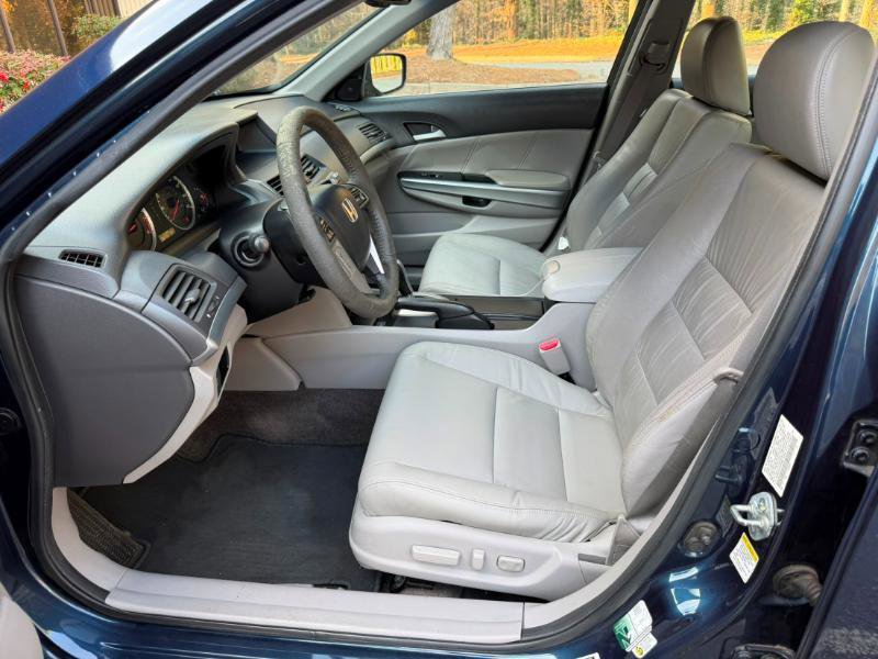 Used 2010 Honda Accord EX-L image 4