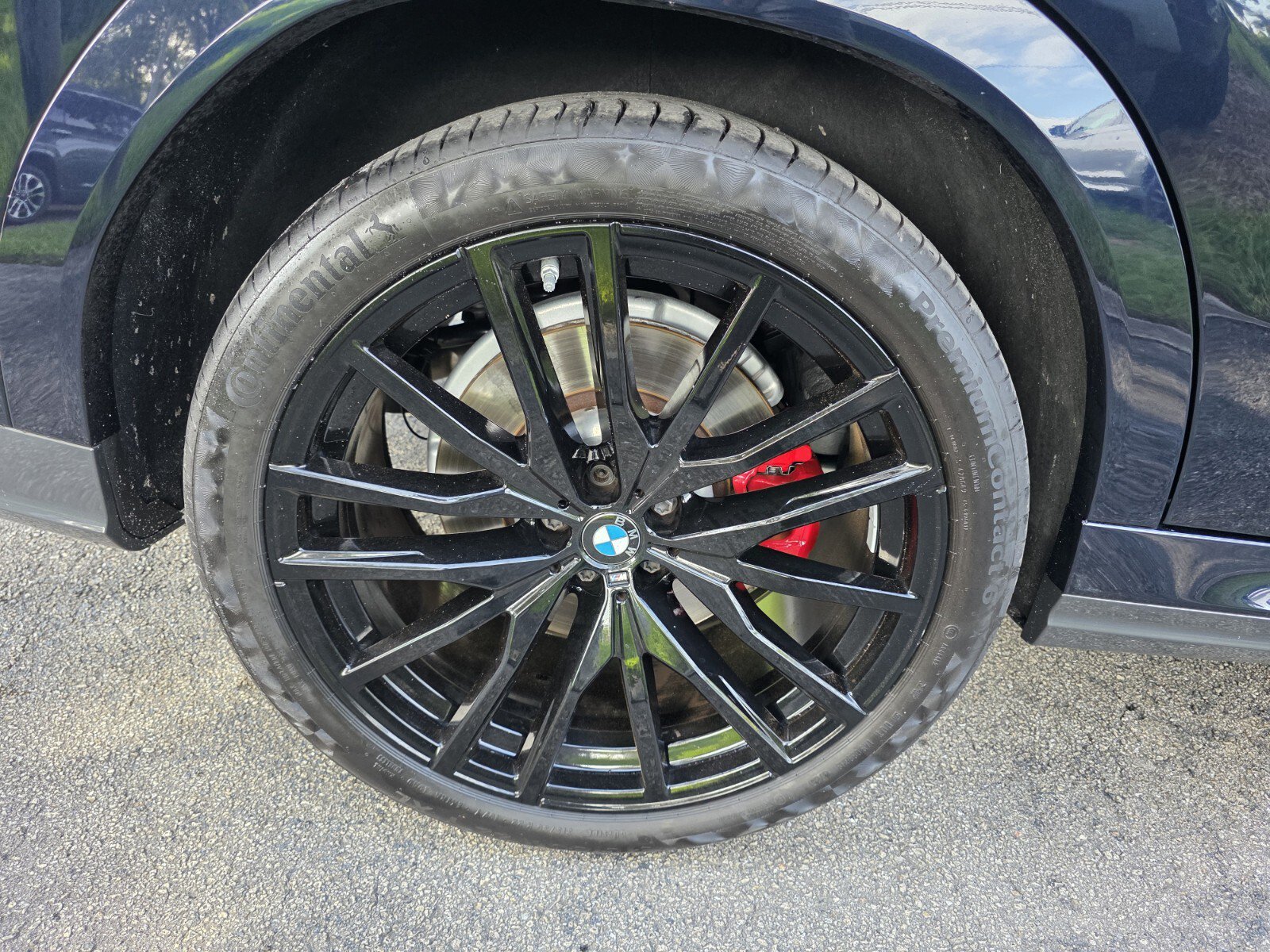 Used 2023 BMW X6 M50i w/ Executive Package AWD/4WD image 9