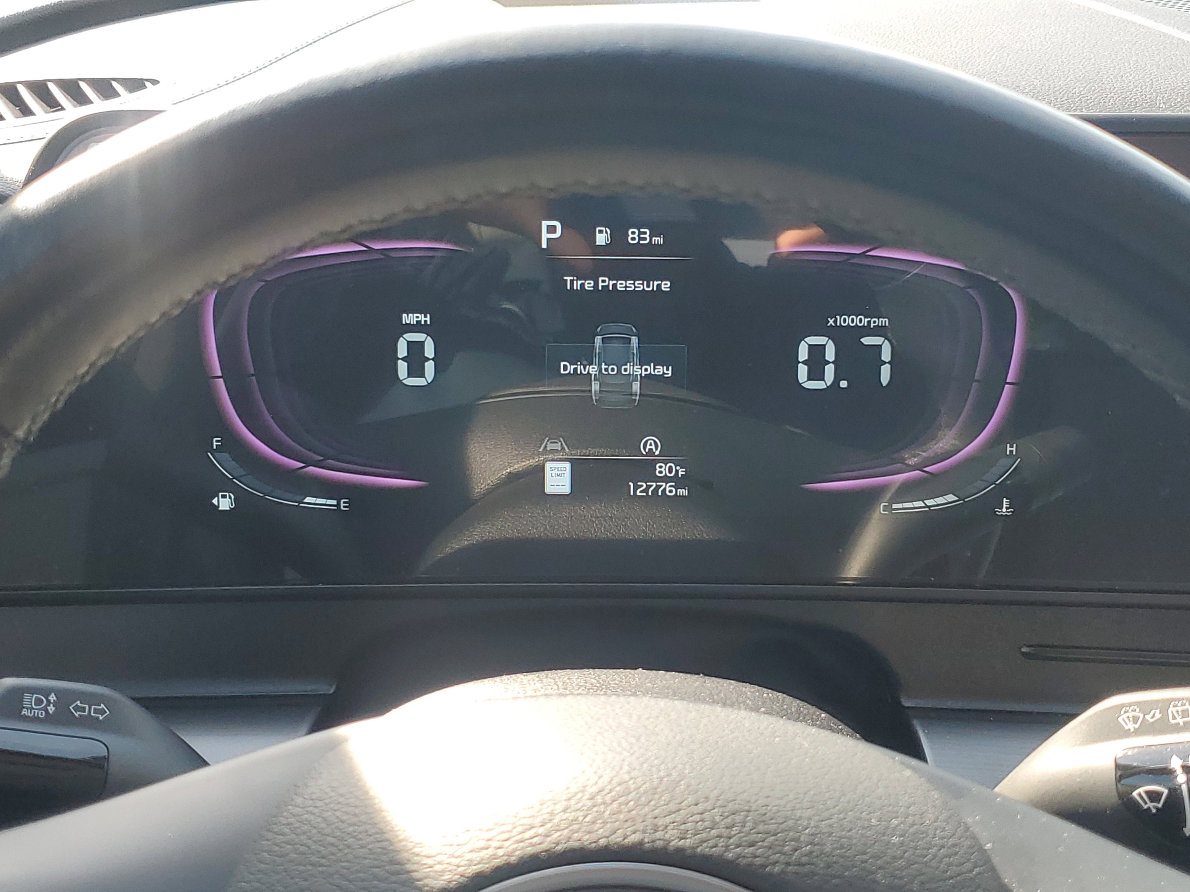 Used 2025 Kia Sportage EX image 17