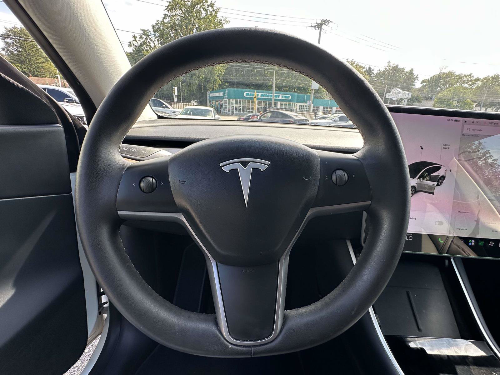 Used 2020 Tesla Model Y Long Range AWD/4WD image 25